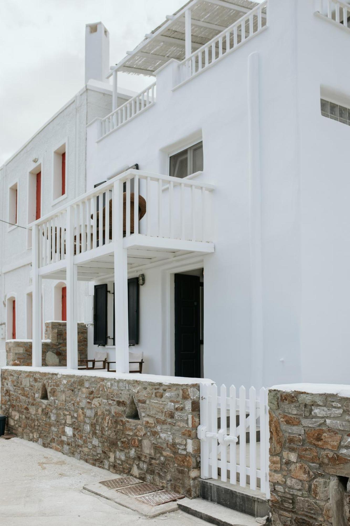 Yi & Thalassa Living By Khi Kíthnos Exterior photo